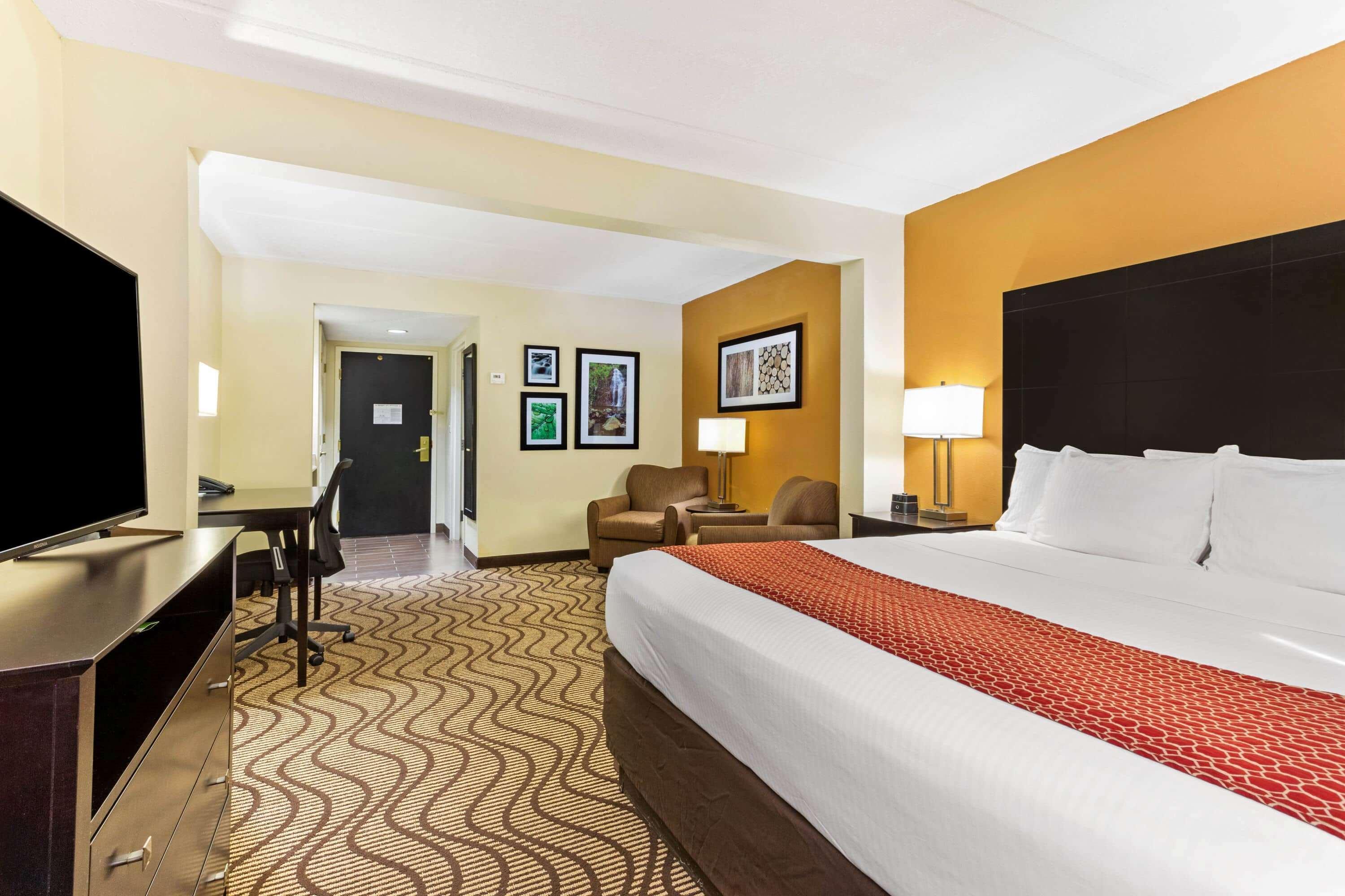 La Quinta By Wyndham Tampa North I-75 Hotel Exterior photo